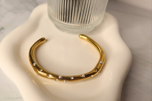 Champagne Pearls Cuff